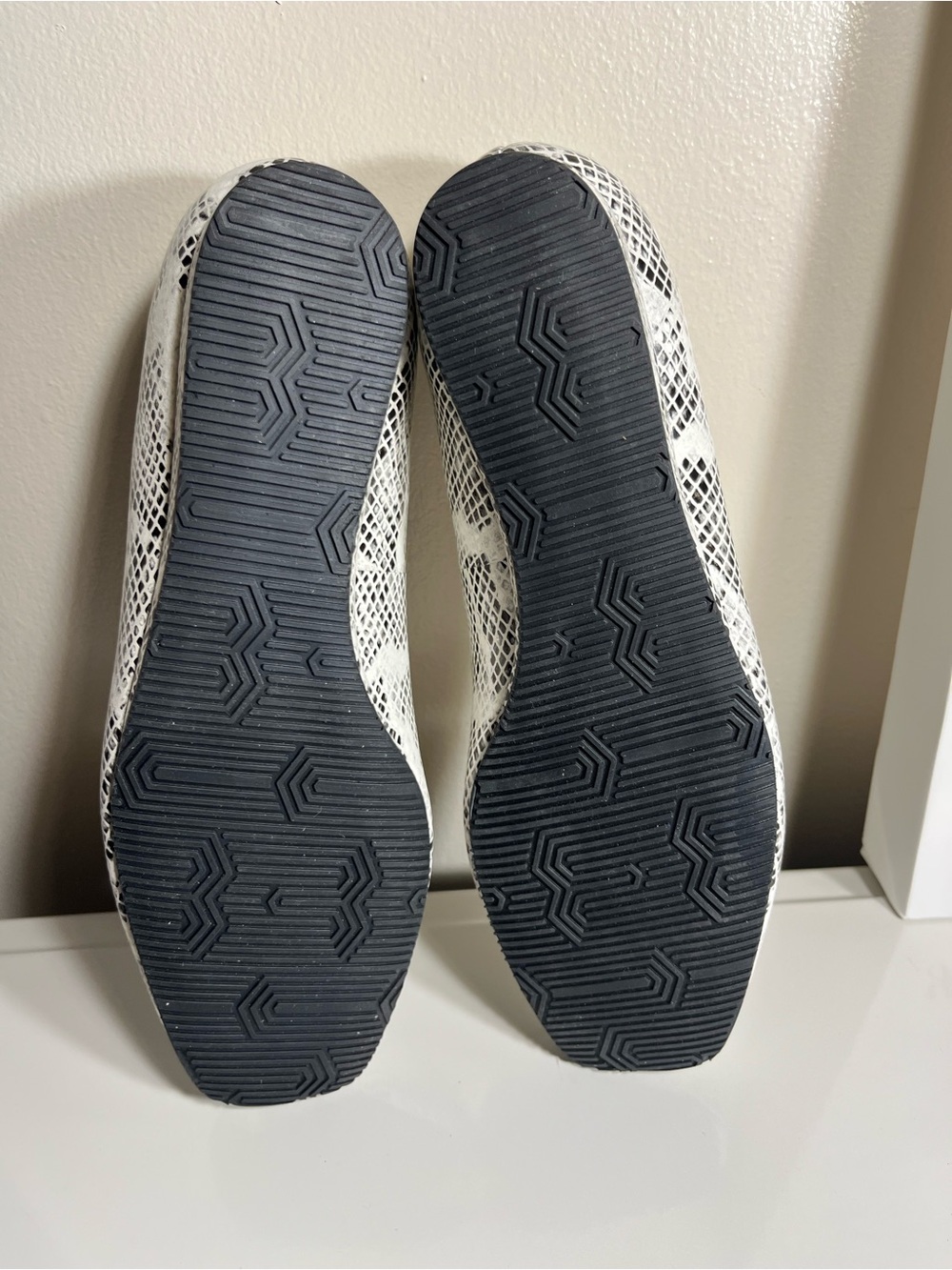 SoftWalk White Snake-Print Slip-On Flats - 8.5W - Picture 9 of 10